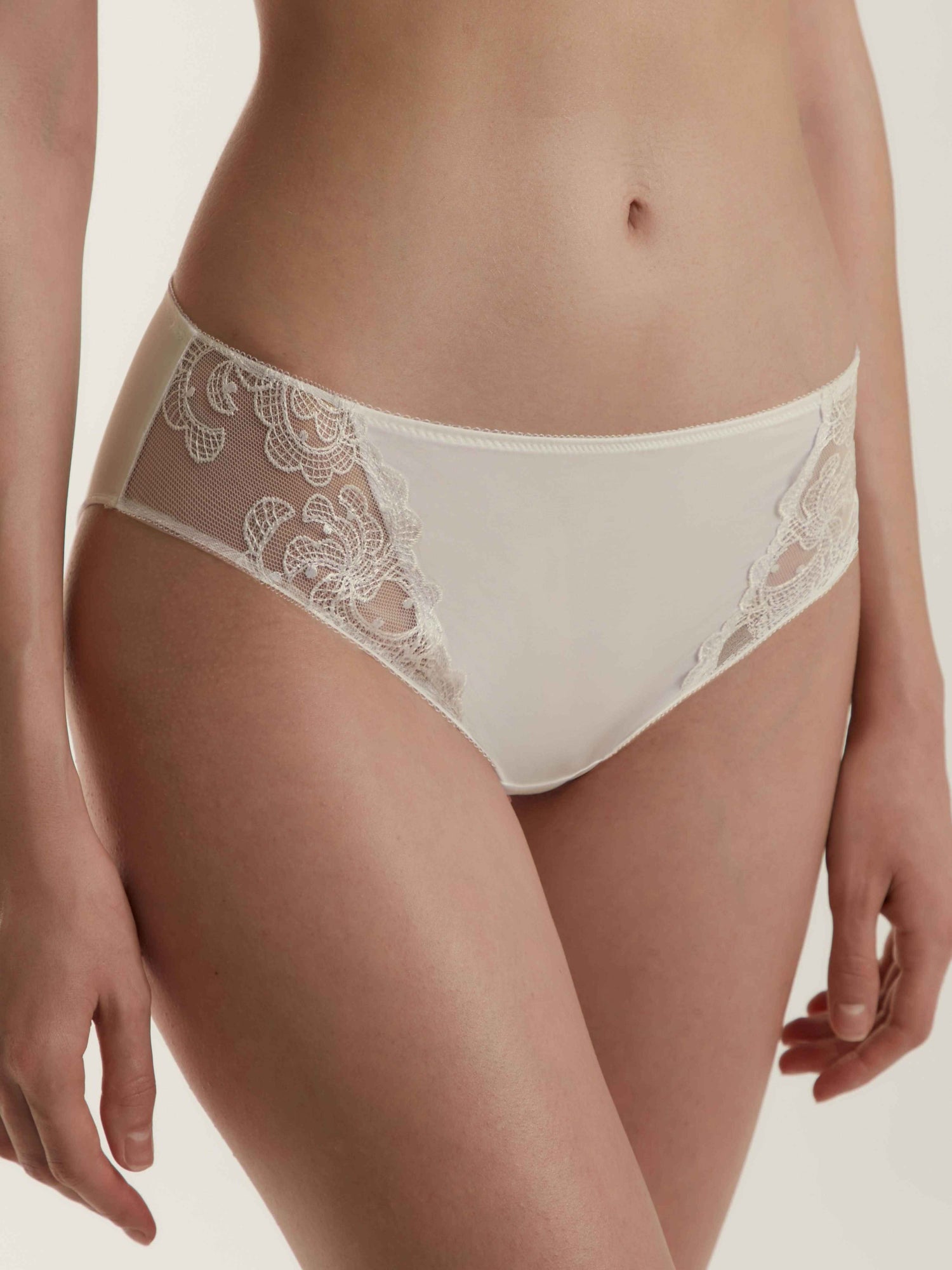 Panties Conte Naturel RP3109 - Slip With a Medium Waistline