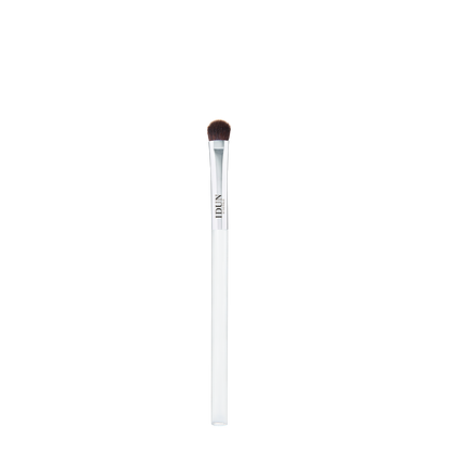 PRECISION EYESHADOW BRUSH