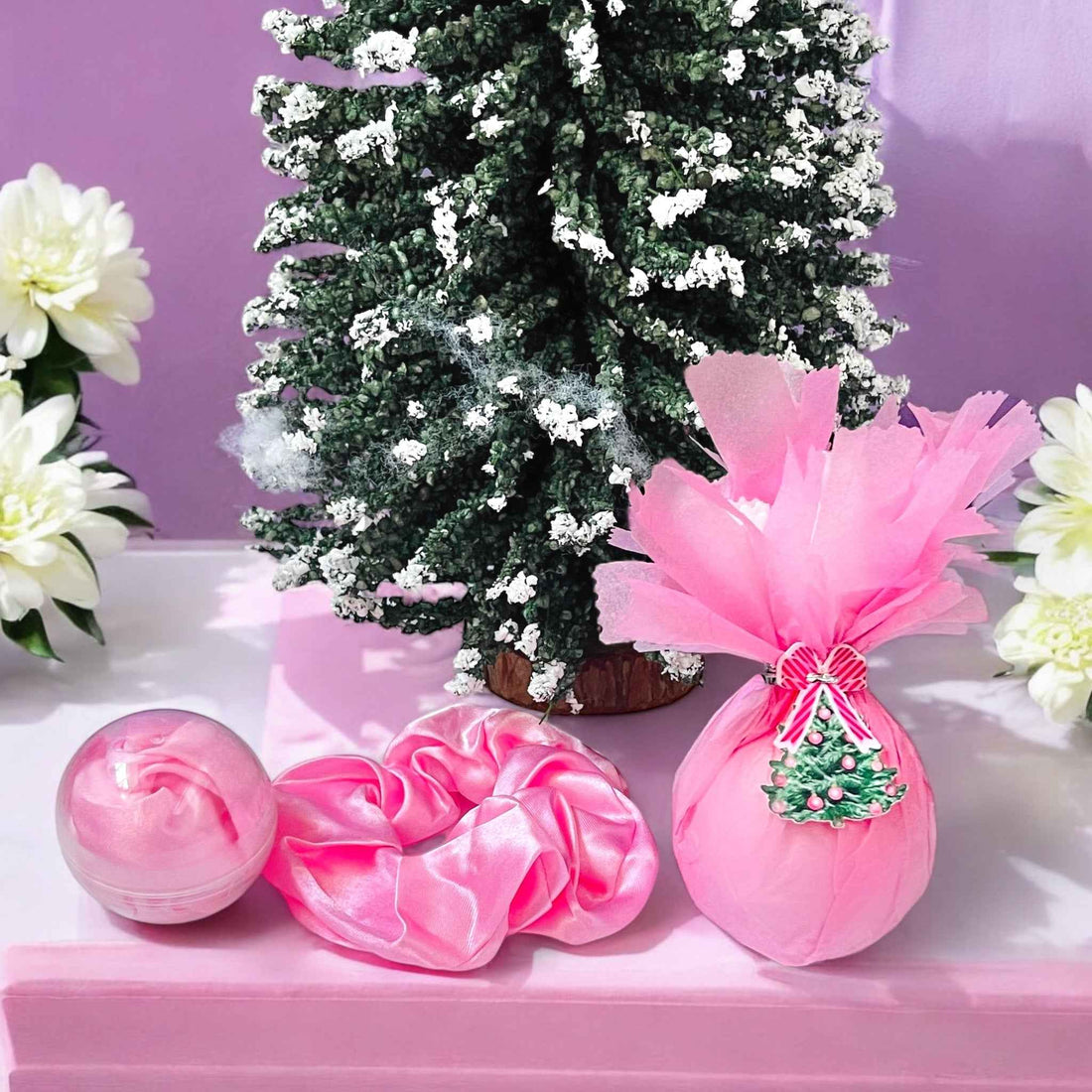 Christmas Scrunchie (one)