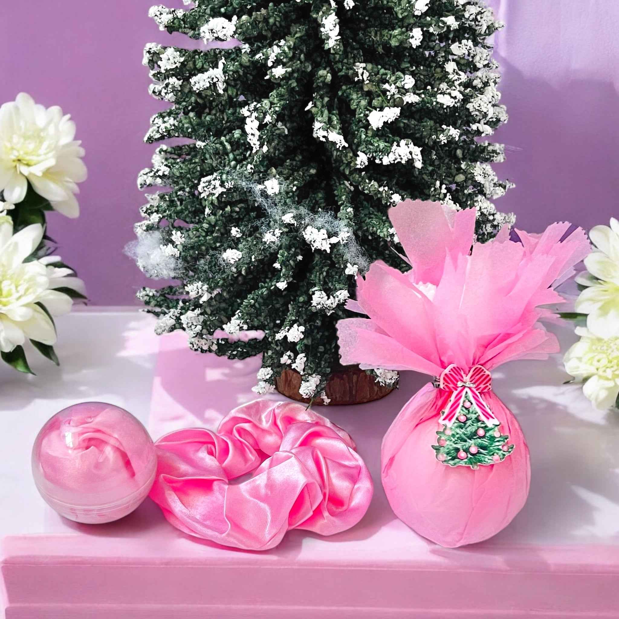 Christmas Scrunchie (one)