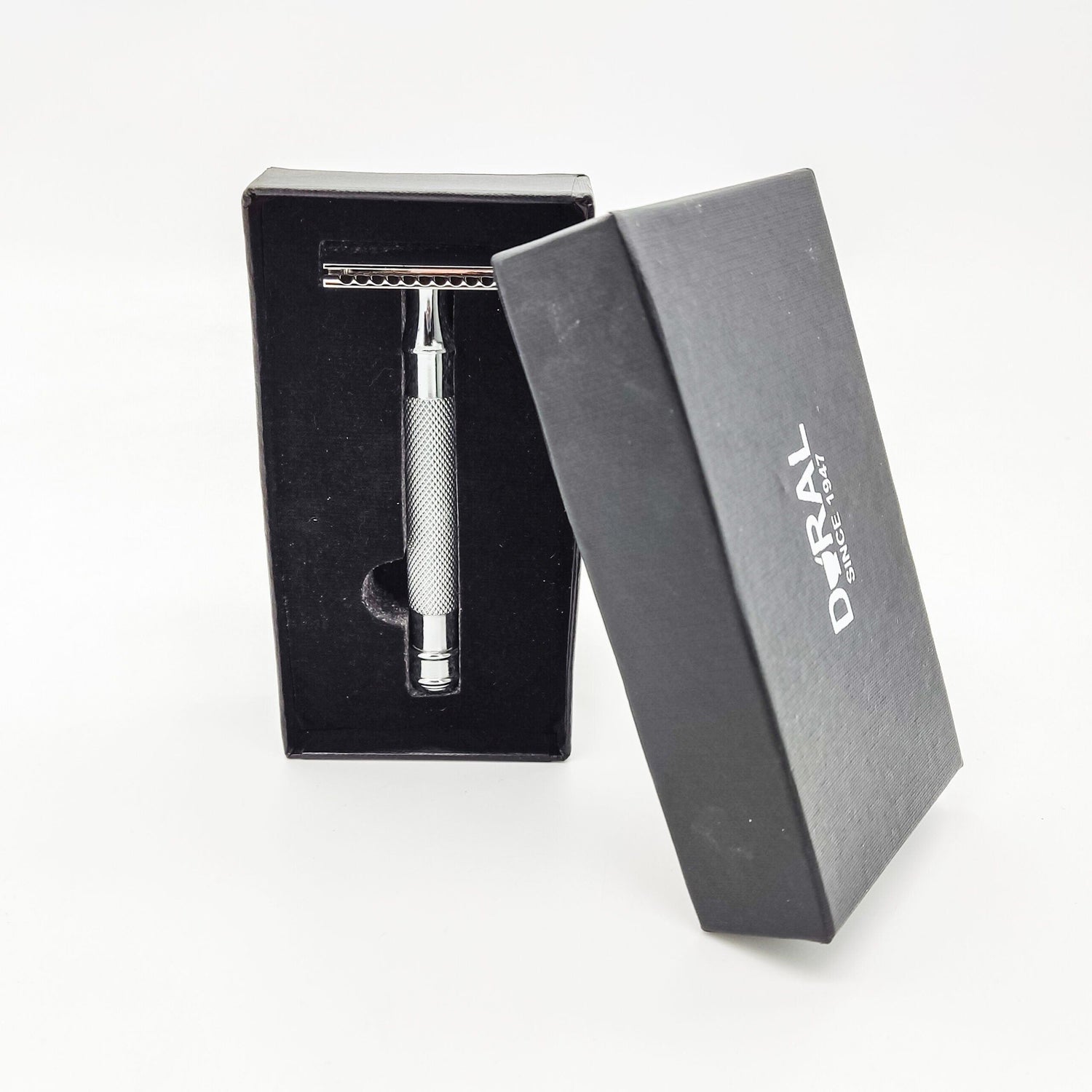 Dural Eyan Chrome Double Edge Safety Razor + Pouch by Pasteur Pharmacy