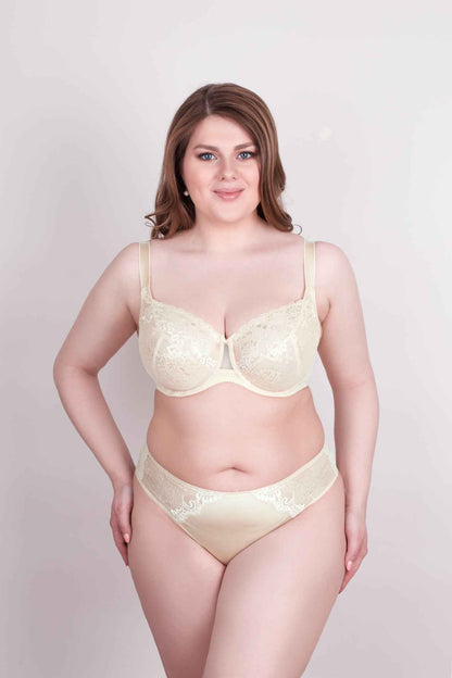 Bra Milavitsa 107180 - Lace, Underwired, Triple-Cup