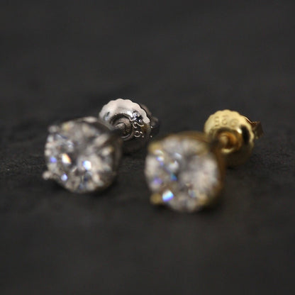 Moissanite Round Cut Stud Earrings - DestGlow