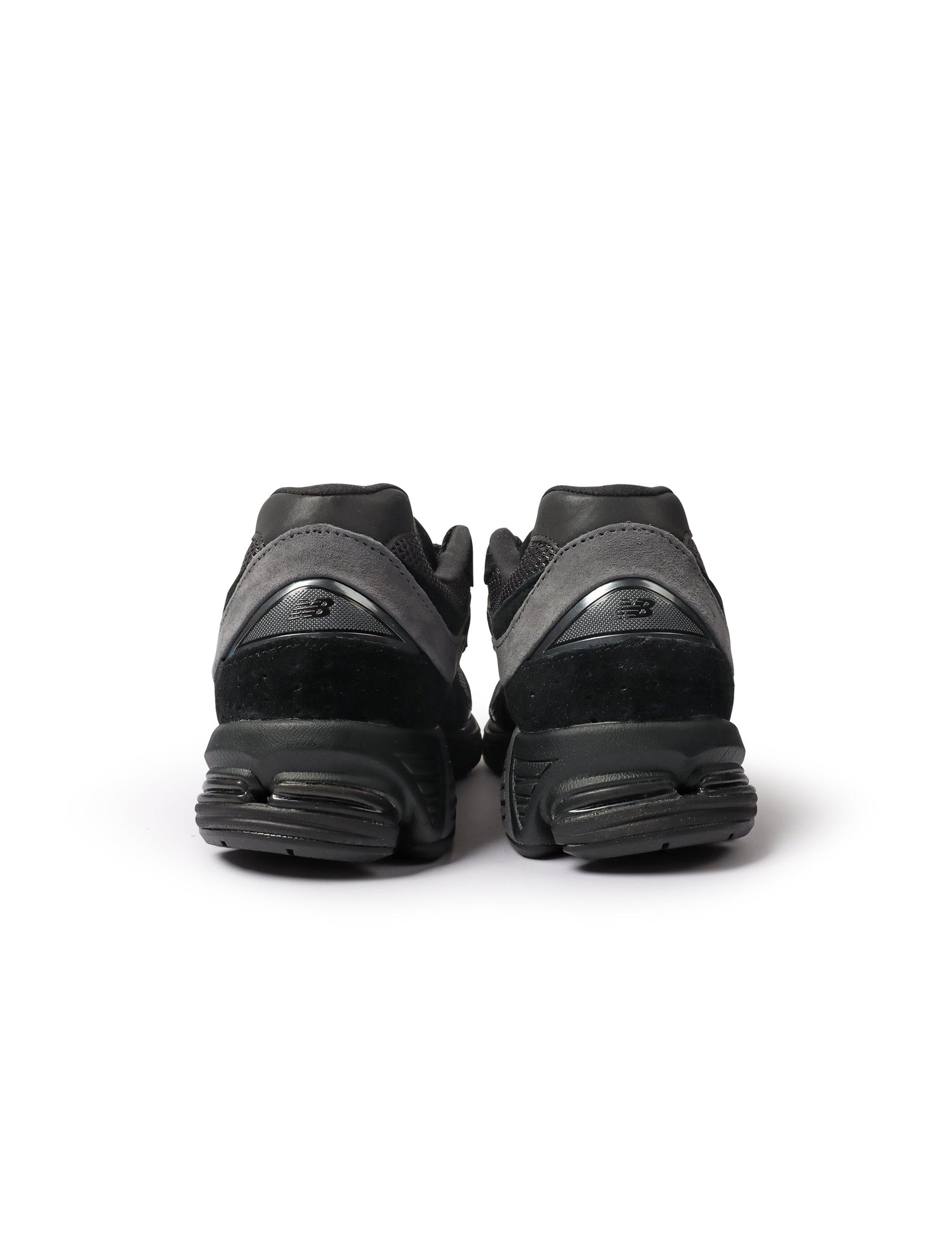 New Balance Mens 2002R Shoes - Black by Denim Exchange