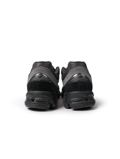 New Balance Mens 2002R Shoes - Black by Denim Exchange