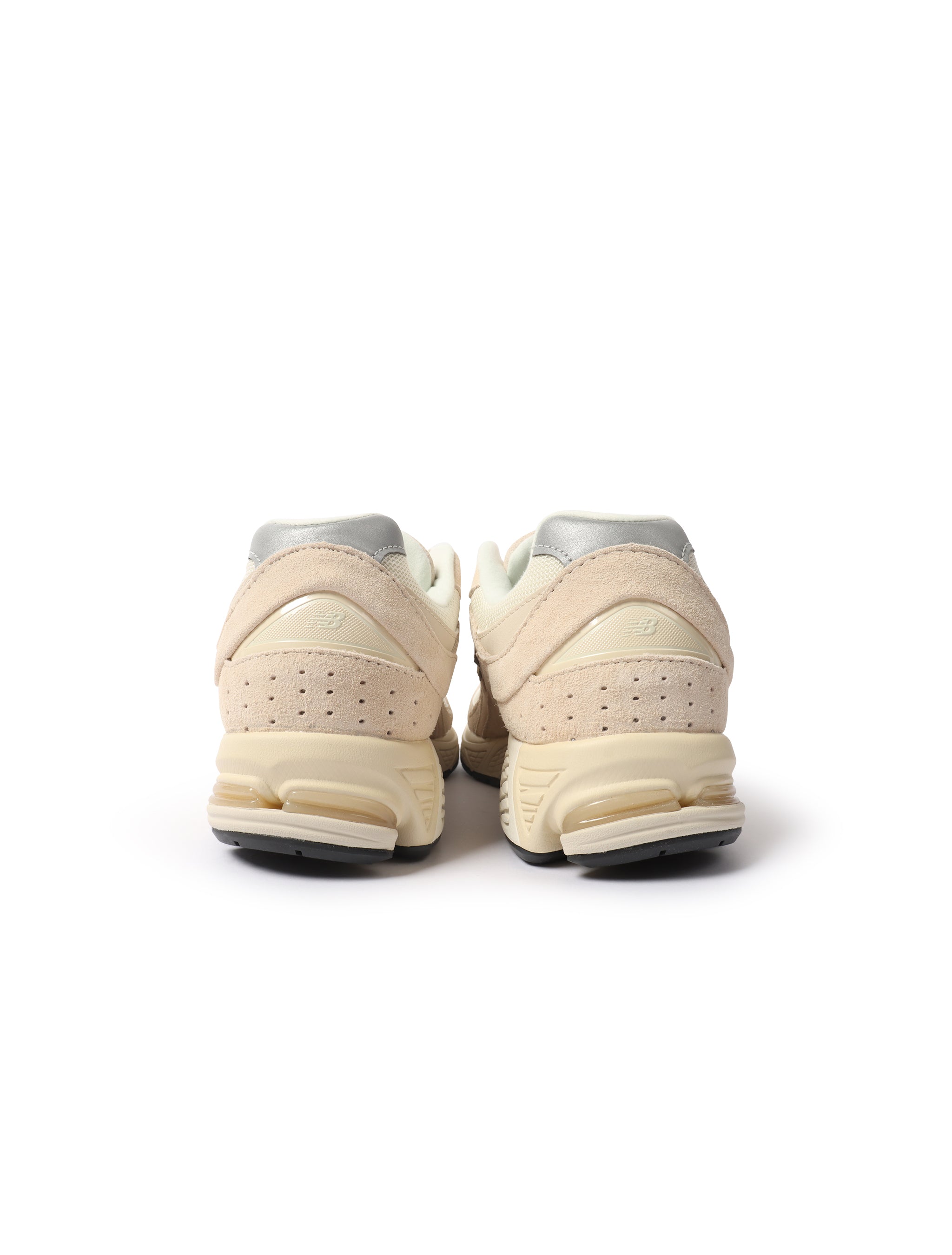 New Balance Mens 2002R Casual Shoes - Off White by Denim Exchange