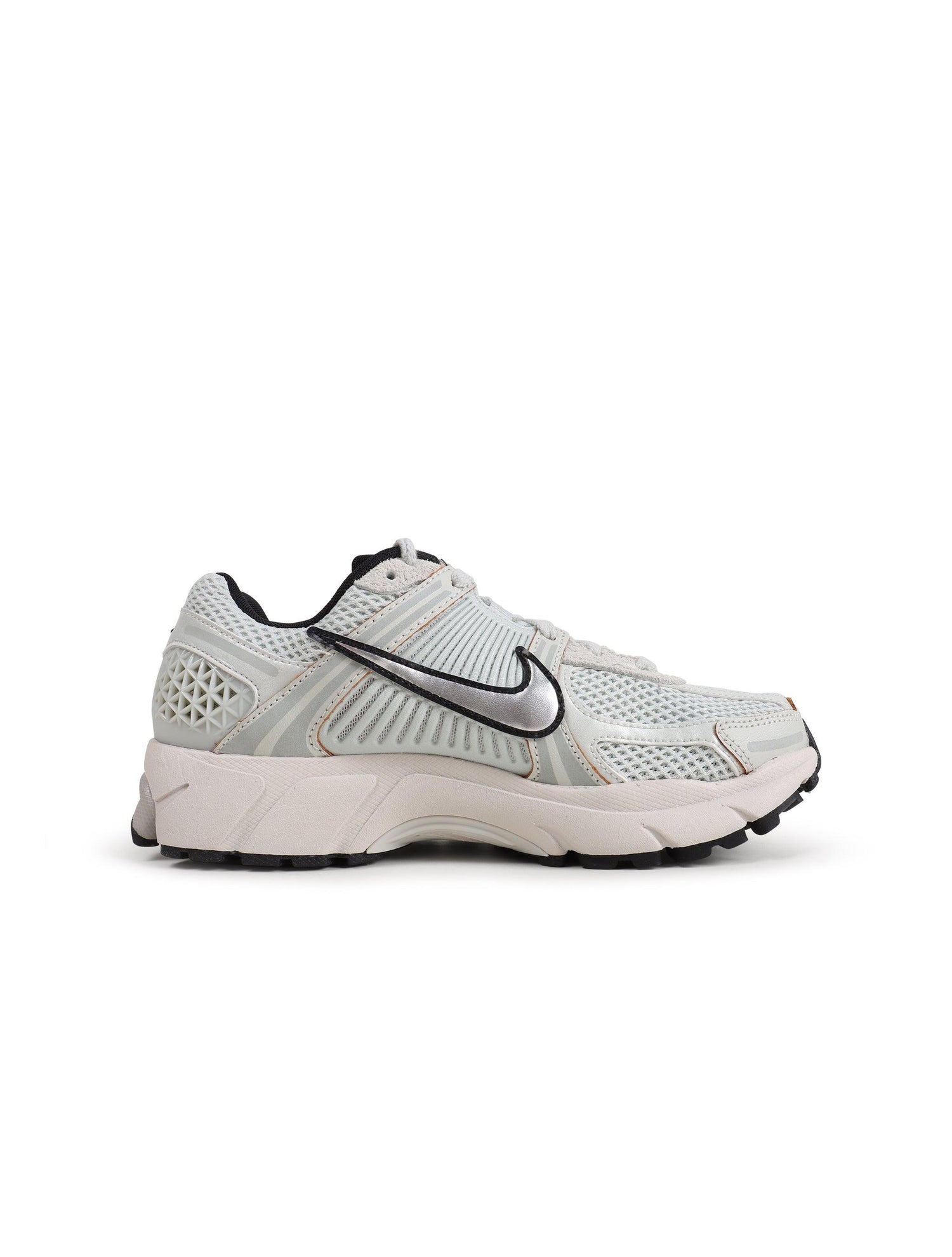 Nike Womens Zoom Vomero 5 - Light Silver Chrome by Denim Exchange