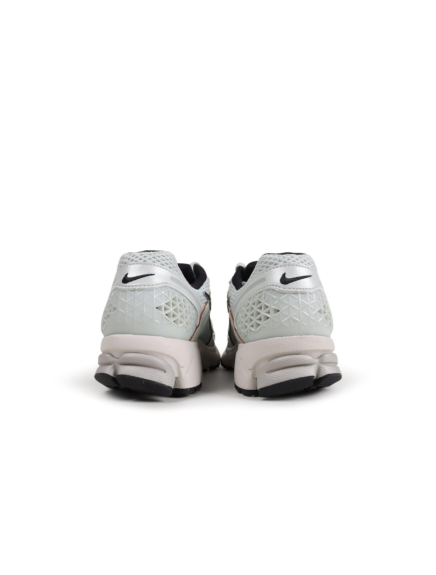 Nike Womens Zoom Vomero 5 - Light Silver Chrome by Denim Exchange