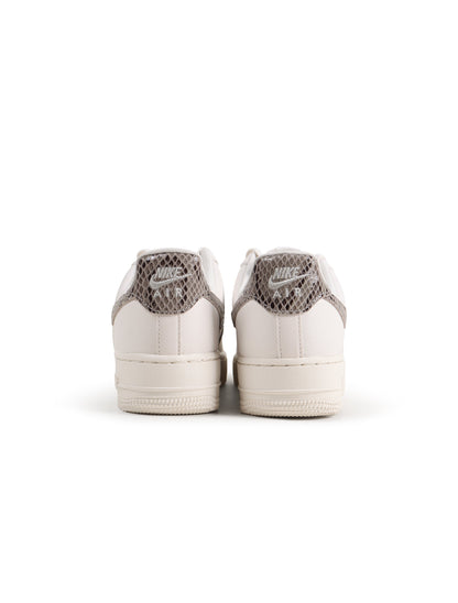 Nike Womens Air Force 1 &