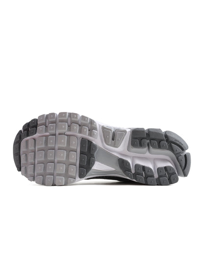 Nike Mens Zoom Vomero 5 - Wolf Grey/White by Denim Exchange
