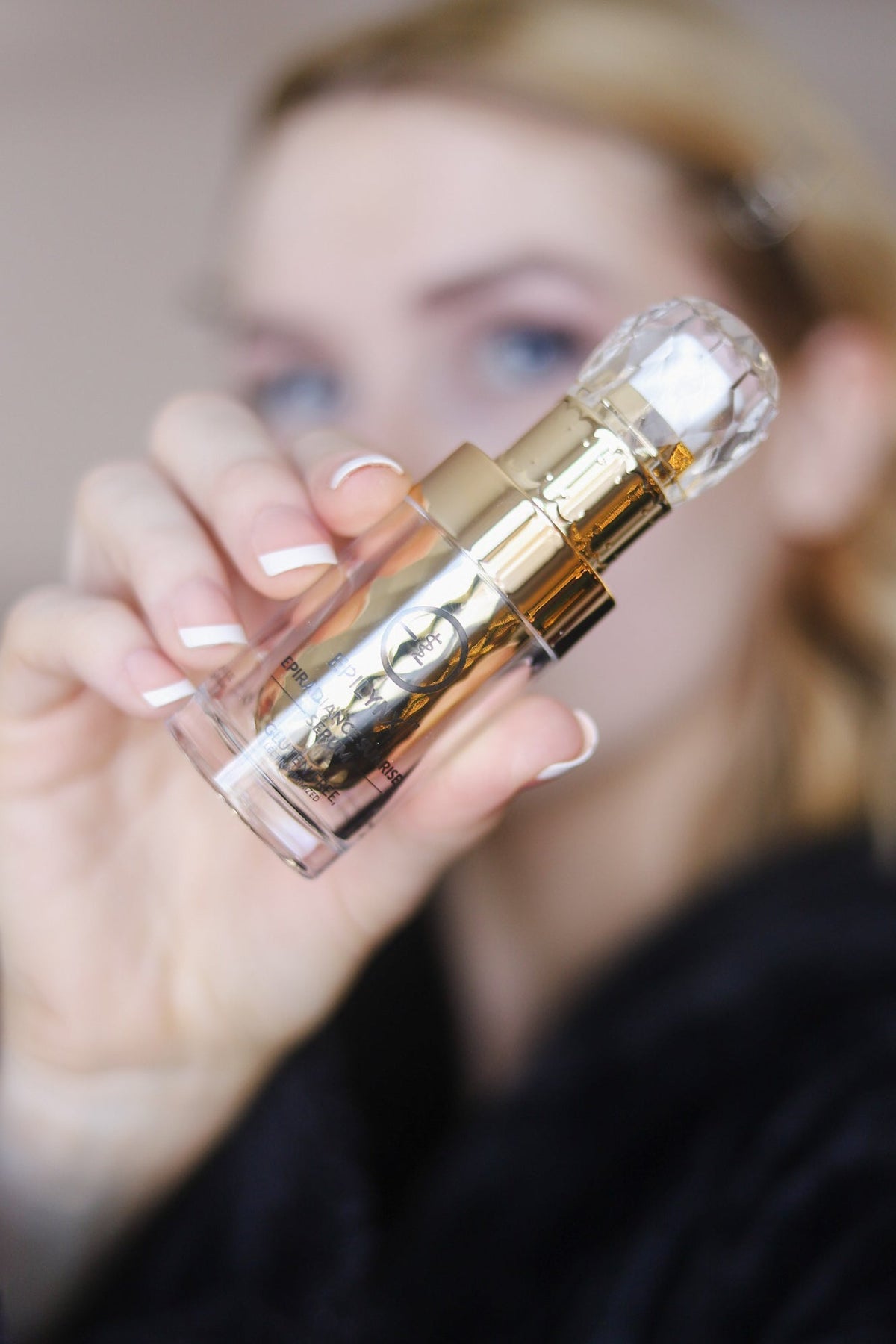 Sunrise Hyaluronic Acid Serum for Sensitive Skin – Nourishing, Firming &amp; Radiant Glow Hydration