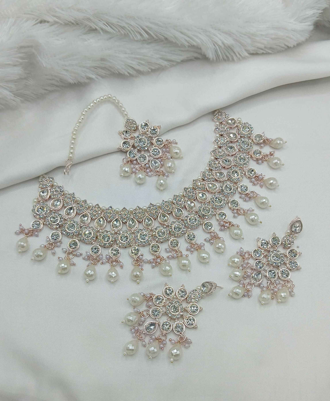 Joban Fashion White Stone Work Necklace Set