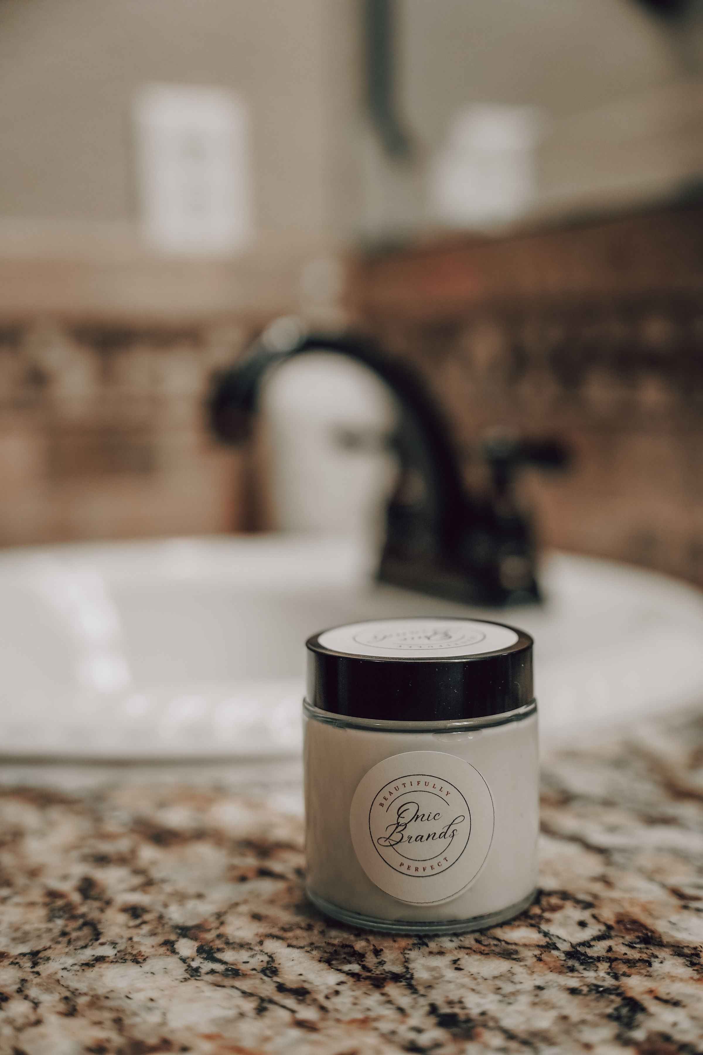 Onic Brands Overnight Face Cream