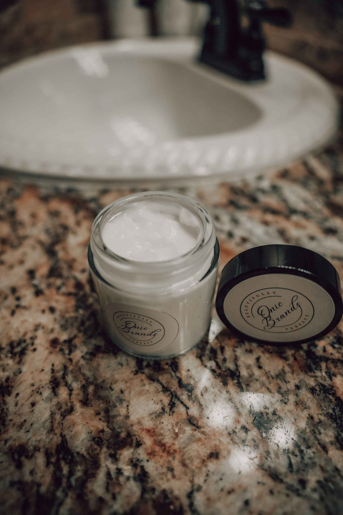 Onic Brands Overnight Face Cream