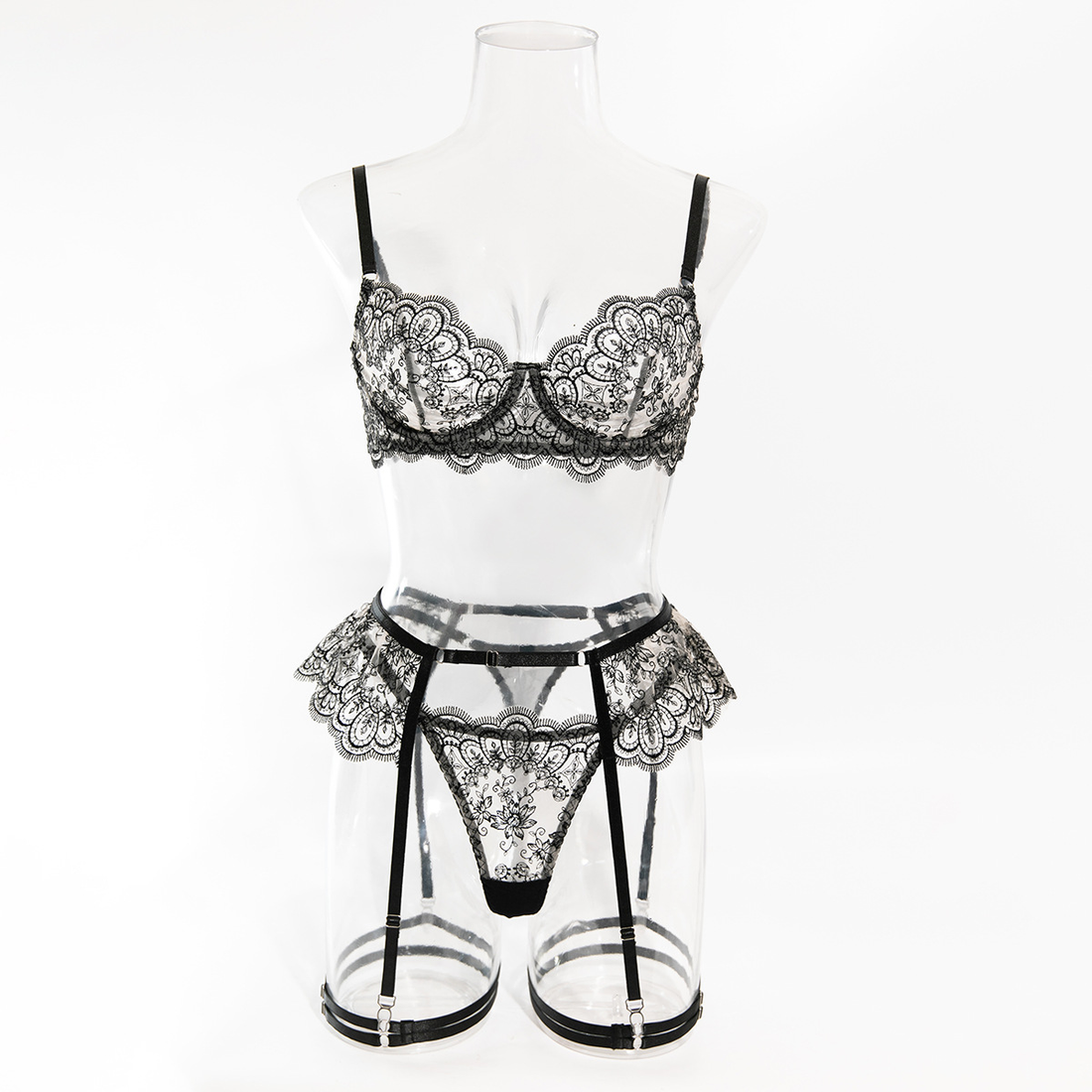 Carmen Lace Lingerie 4 Piece Set Black - DestGlow