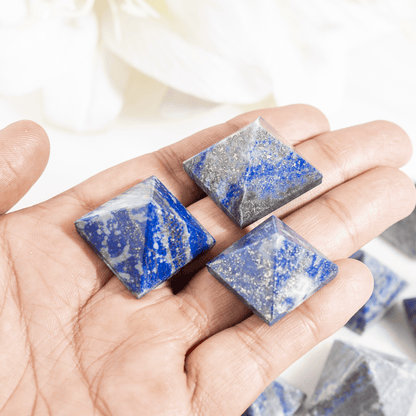 Lapis Lazuli Pyramids (Stimulate Psychic Abilities and Inner Vision)  DestGlow