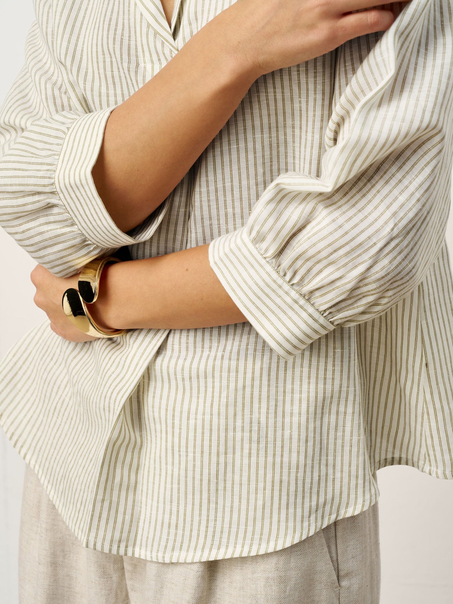 Linen-Lyocell Striped Lapel Inverted Pleat Pullover Top MARGOT by LINTICO