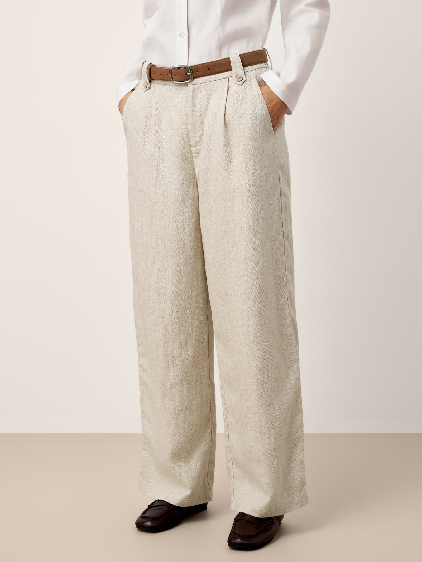 Linen-Lyocell Pleated Wide Leg Trousers with Back Elastic &amp; Button Detail AISLING by LINTICO