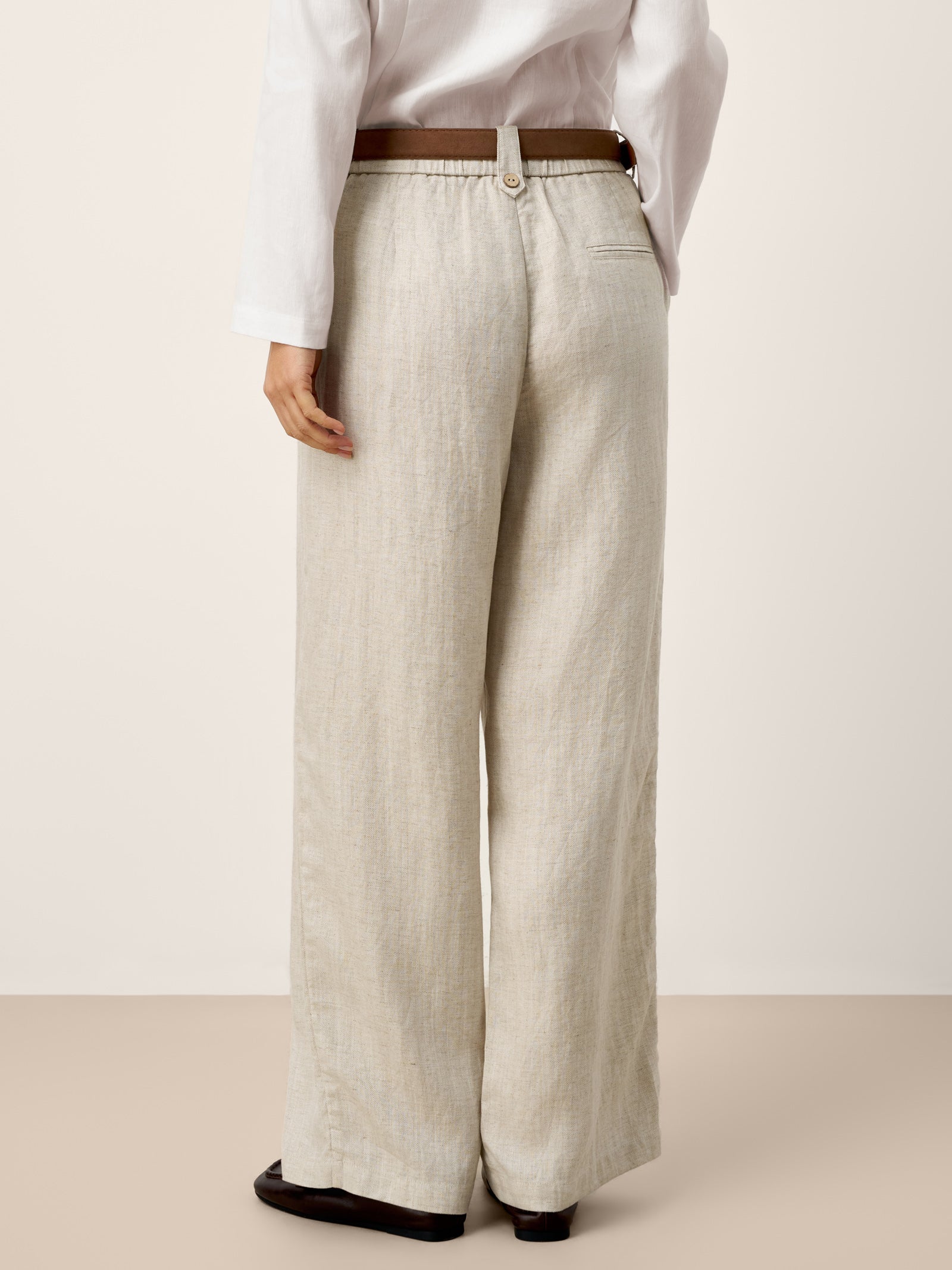 Linen-Lyocell Pleated Wide Leg Trousers with Back Elastic &amp; Button Detail AISLING by LINTICO