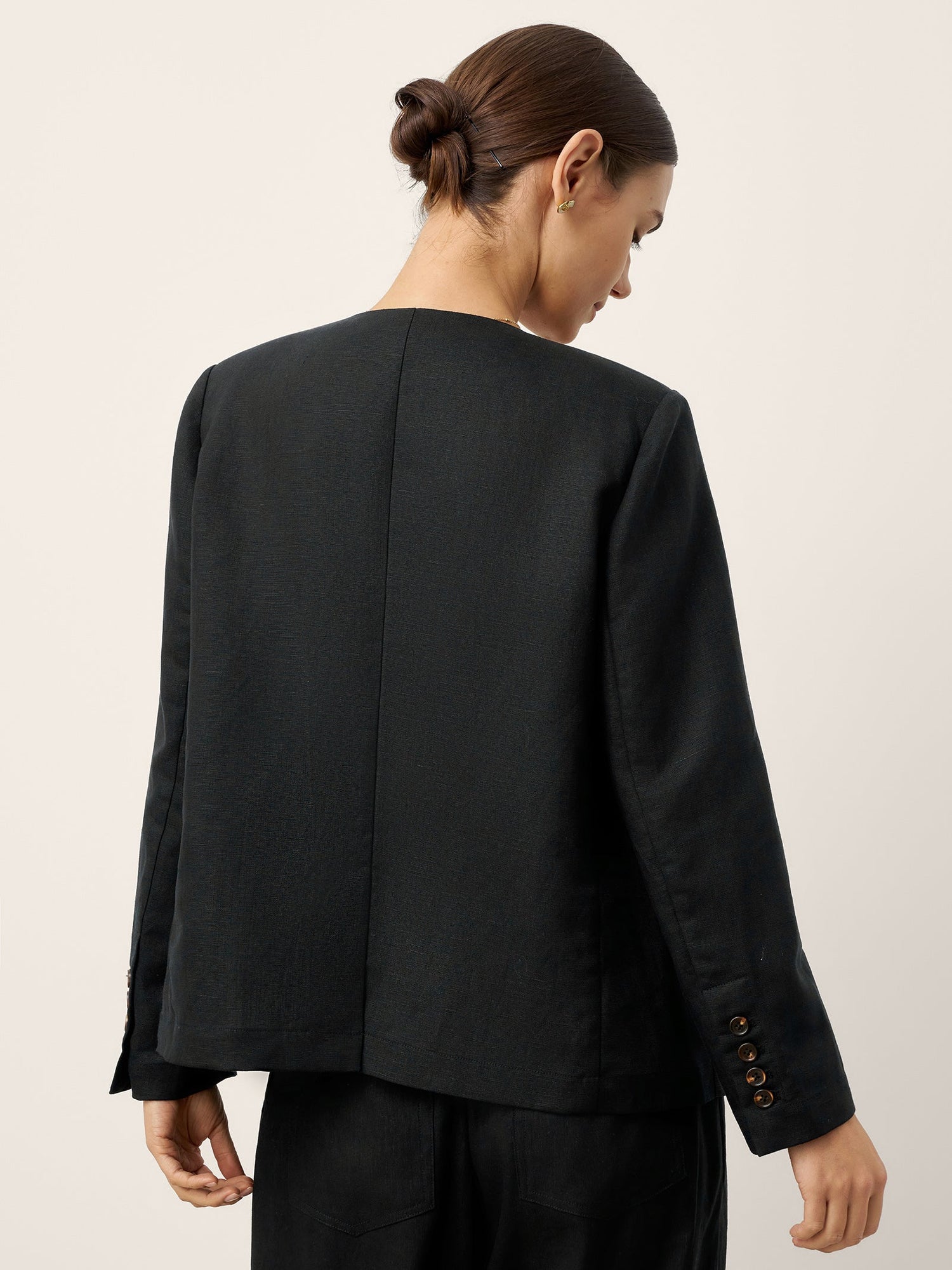 Linen-Lyocell Relaxed V-neck Tailored Blazer VERITY by LINTICO