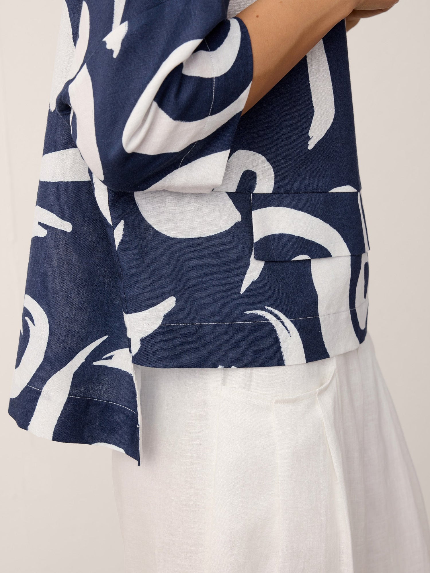 Linen Layered Asymmetric Top NOREEN by LINTICO