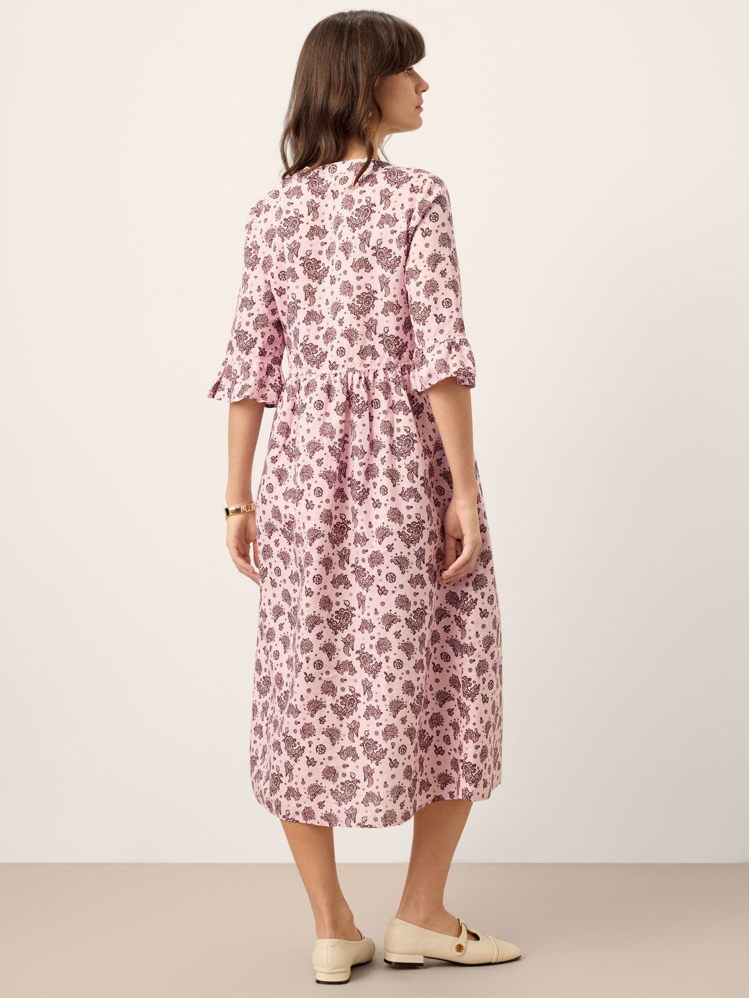 Linen Paisley Pintucked Ruffle-Cuff Midi Dress MAELYN by LINTICO