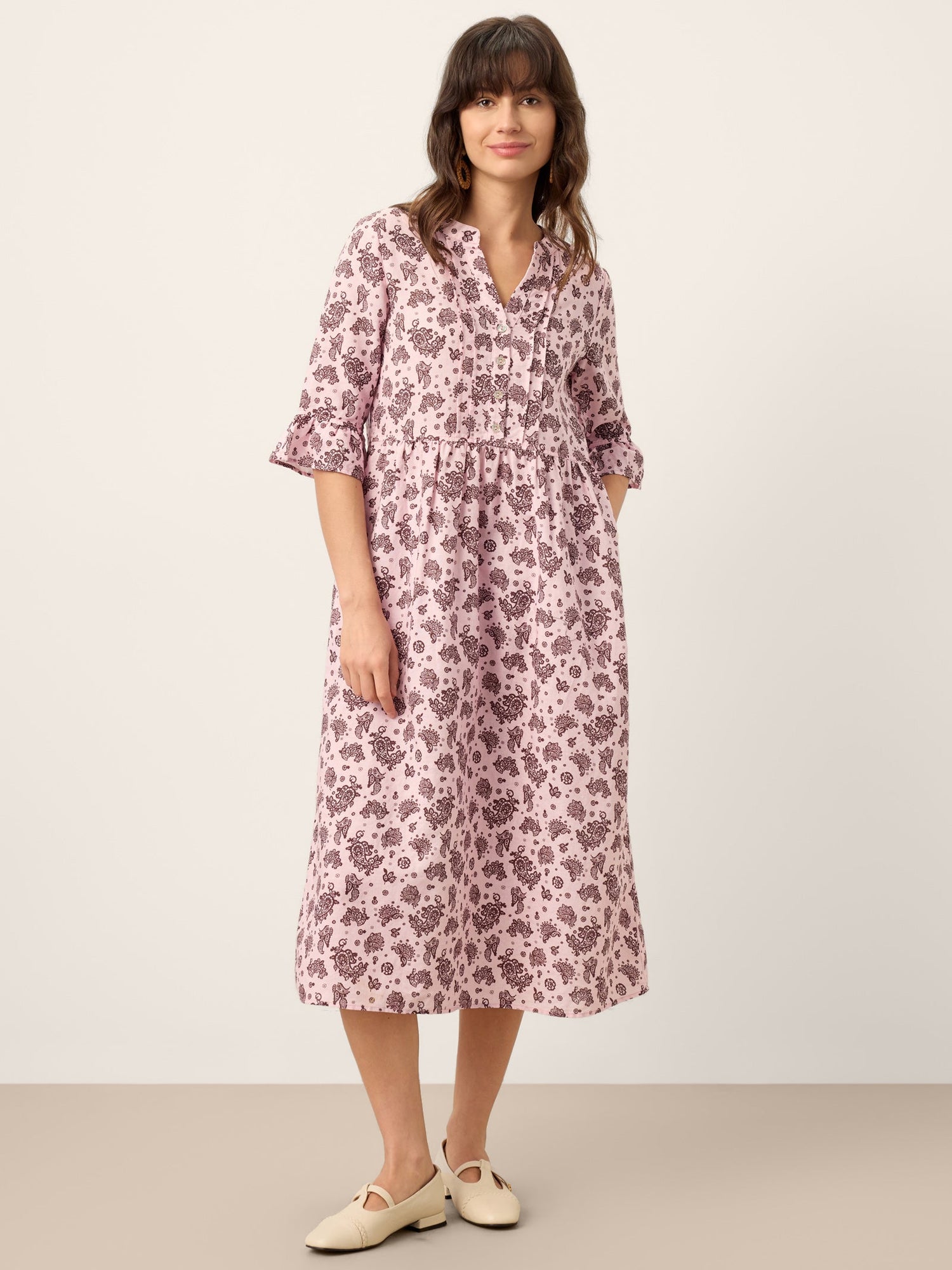 Linen Paisley Pintucked Ruffle-Cuff Midi Dress MAELYN by LINTICO