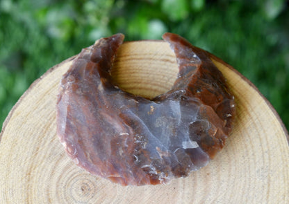 1" Fancy Jasper Moon Arrowhead Point, Indian Agate Spearhead Points  DestGlow