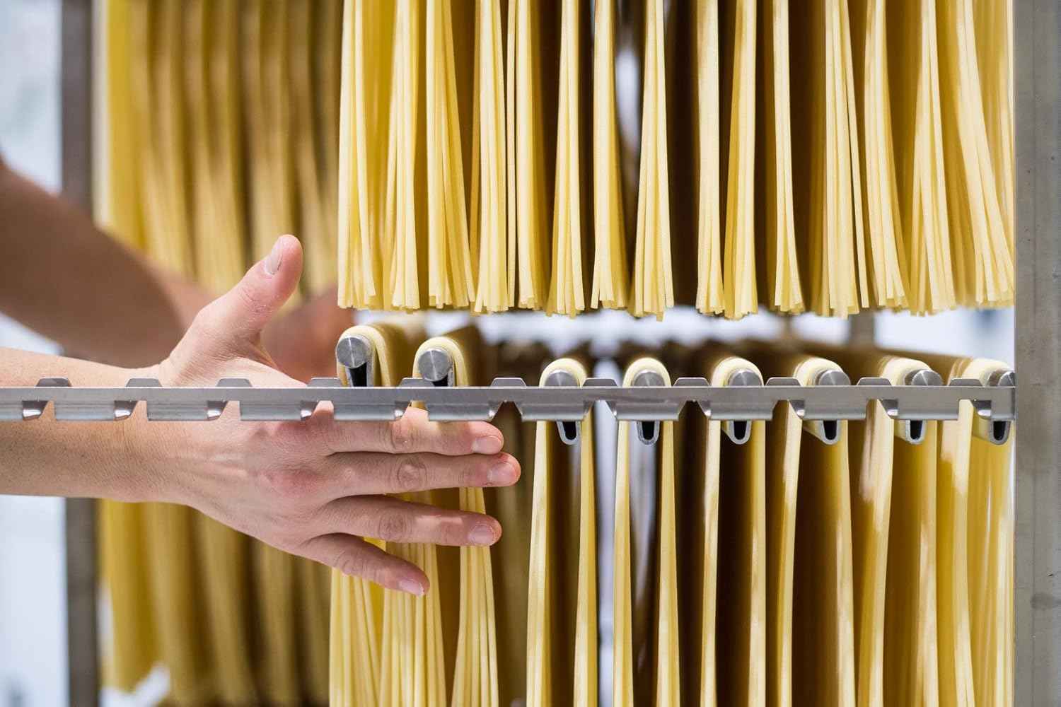 Marulo, Bucatani Pasta, Artisan Bronze Die-Cut Pasta, 12 Pack x 1.1 lb