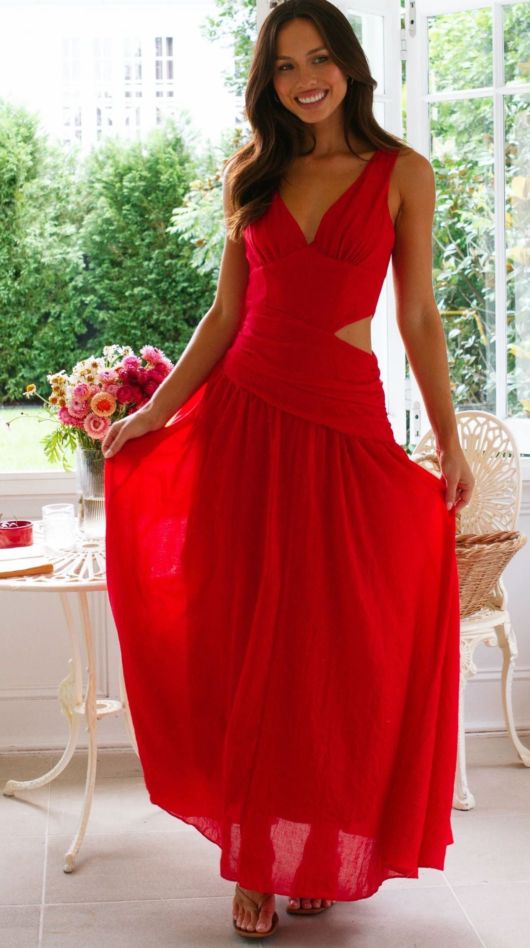 V neck Sleeveless Solid Color Stitching Big Swing Maxi Dress by Ragazza