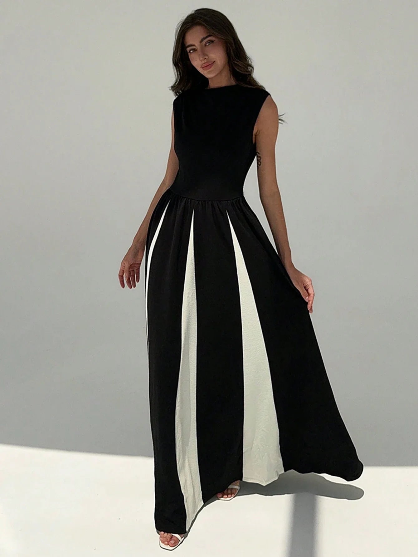 Elegant round Neck Sleeveless Waist Color Contrast Patchwork Dress Evening Dress Women Dress by Ragazza