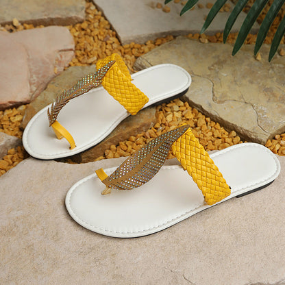 Rhinestone Toe Covering Flat Slippers Women Knitted Belt Leaves Lightweight Beach Slippers  DestGlow