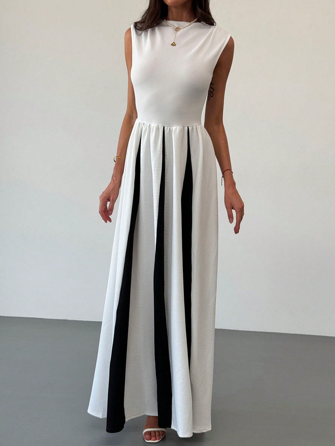 Elegant round Neck Sleeveless Waist Color Contrast Patchwork Dress Evening Dress Women Dress by Ragazza