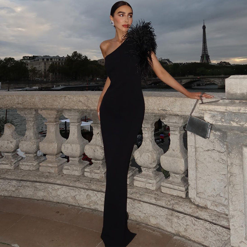 Dress Elegant Noble Solid Color Shoulder Stitching Feather Slim Slimming Long Evening Dress for Women by Ragazza