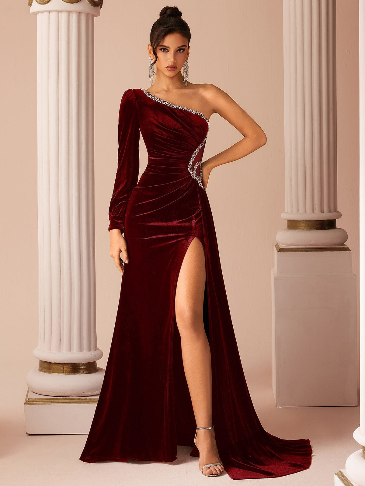 Light Luxury Lady off Shoulder Rhinestone Velvet Evening Dress Solid Color Waist Tight Fishtail Split Trailing Annual Meeting Dinner Dress  DestGlow