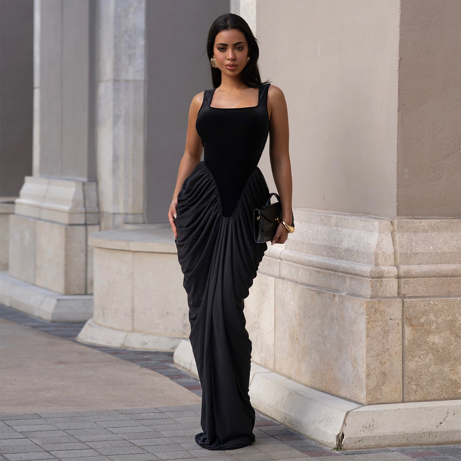 Women Wear Waist-Controlled Backless Sleeveless Sheath Dress
