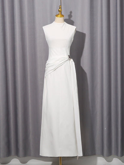 Autumn Arrival An Elegant Solid Color Sleeveless Dress With A Fitted Waist A Twisted Knot Detail At The Waist  DestGlow