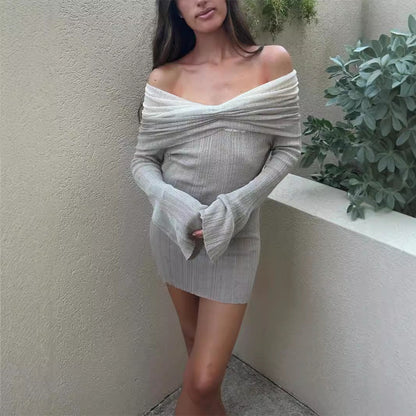 Los Angeles Designer off-Shoulder Tube Top Dress Contrast Color Pleated Low Cut Long Sleeve Waist Slimming Hip Dress  DestGlow