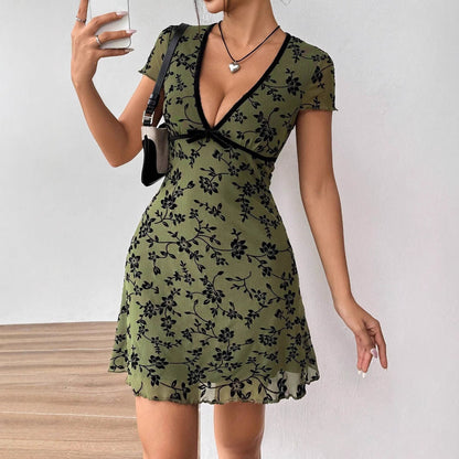 Summer Lady Sexy Floral Embroidered V neck Color Contrast Edge A line Dress by Ragazza