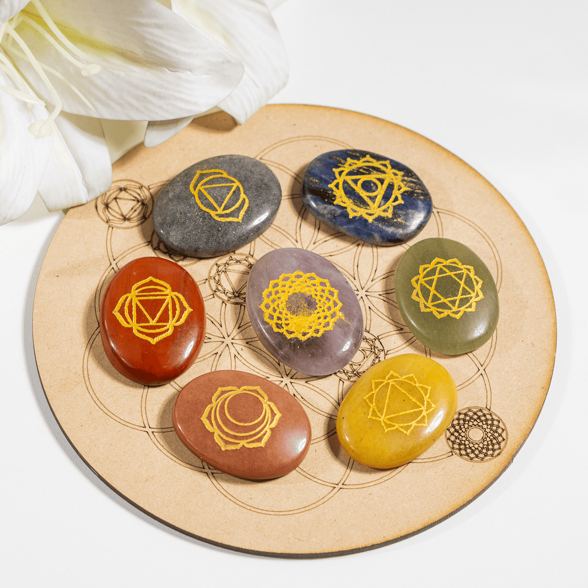Chakra Crystals Set, Oval Reiki 7 Chakra Stones Set, Wooden Grid Plate, Selenite Log