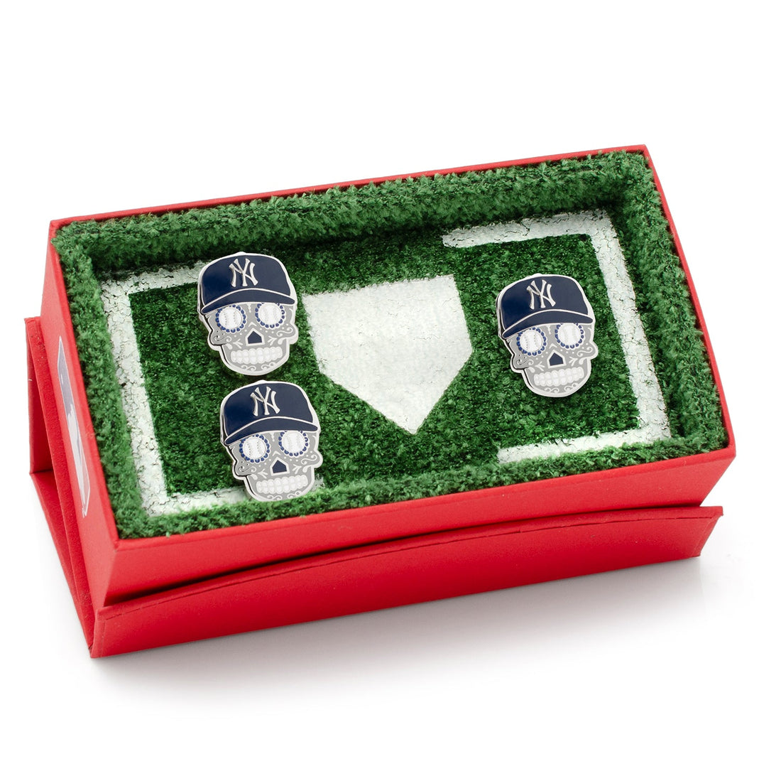 MLB New York Yankees Sugar Skull Cufflinks &amp; Lapel Pin Gift Set
