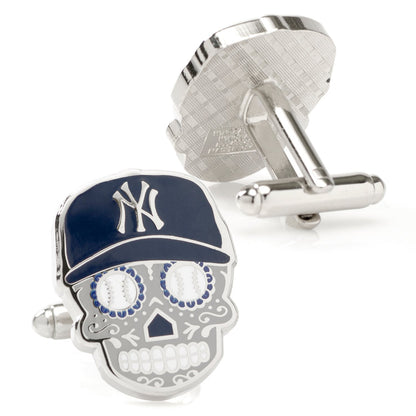 MLB New York Yankees Sugar Skull Cufflinks &amp; Lapel Pin Gift Set