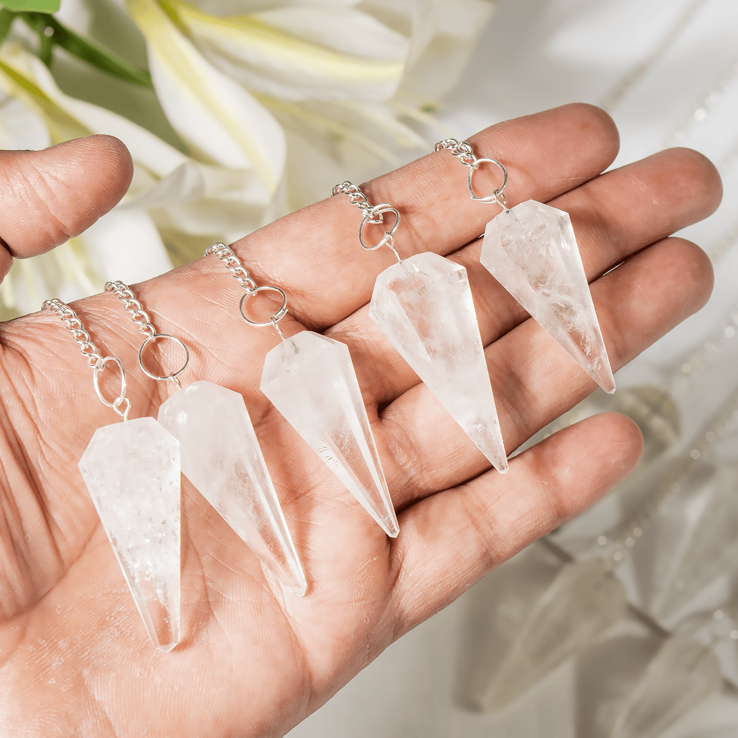Crystal Quartz Pendulum (Meditation and Channeling)  DestGlow