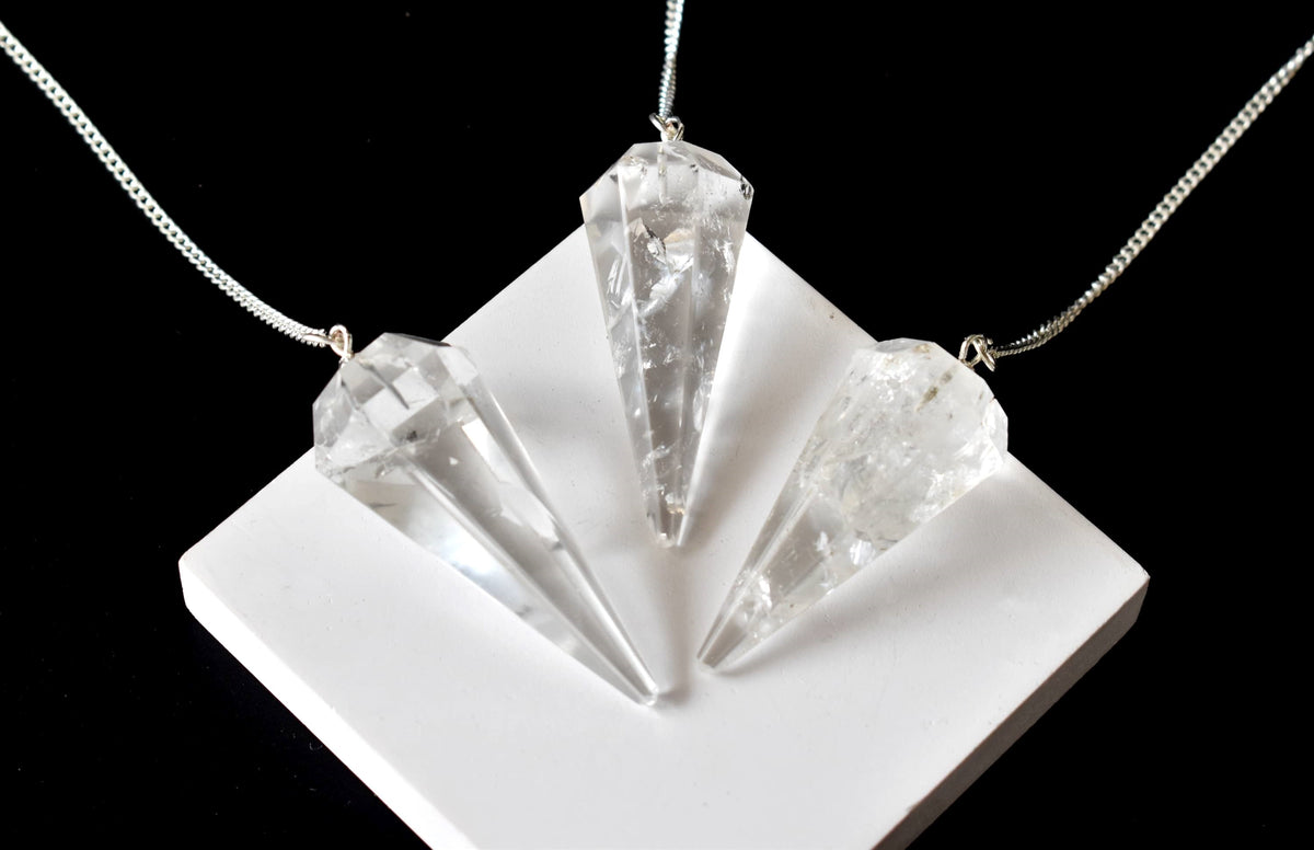 Crystal Quartz Pendulum (Meditation and Channeling)  DestGlow