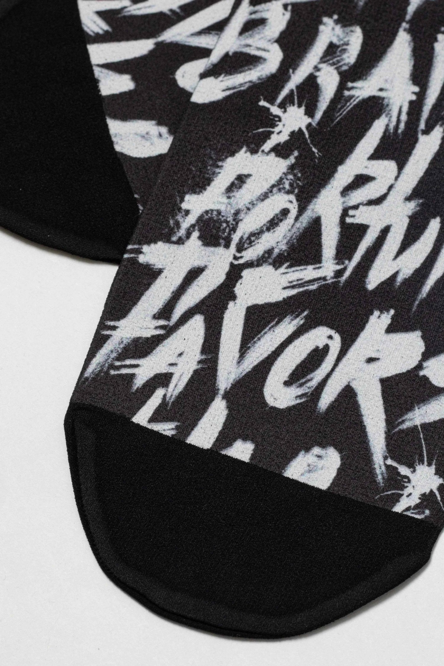 Dense Socks Conte Fantasy 911 - Brave Pattern