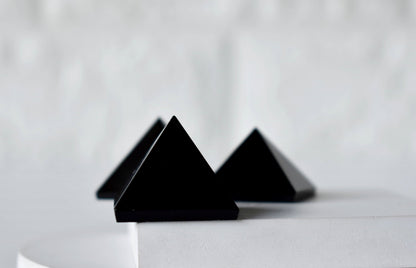 Black Tourmaline Pyramids (Promote Courage and Self-Confidence)