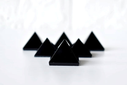 Black Tourmaline Pyramids (Promote Courage and Self-Confidence)