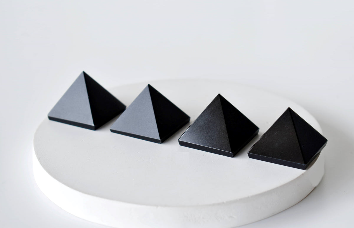 Black Tourmaline Pyramids (Promote Courage and Self-Confidence)
