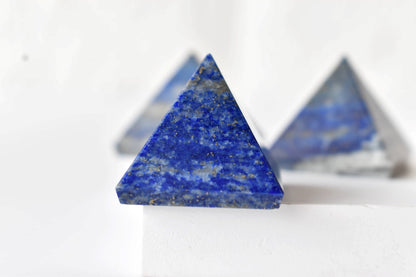 Lapis Lazuli Pyramids (Stimulate Psychic Abilities and Inner Vision)  DestGlow