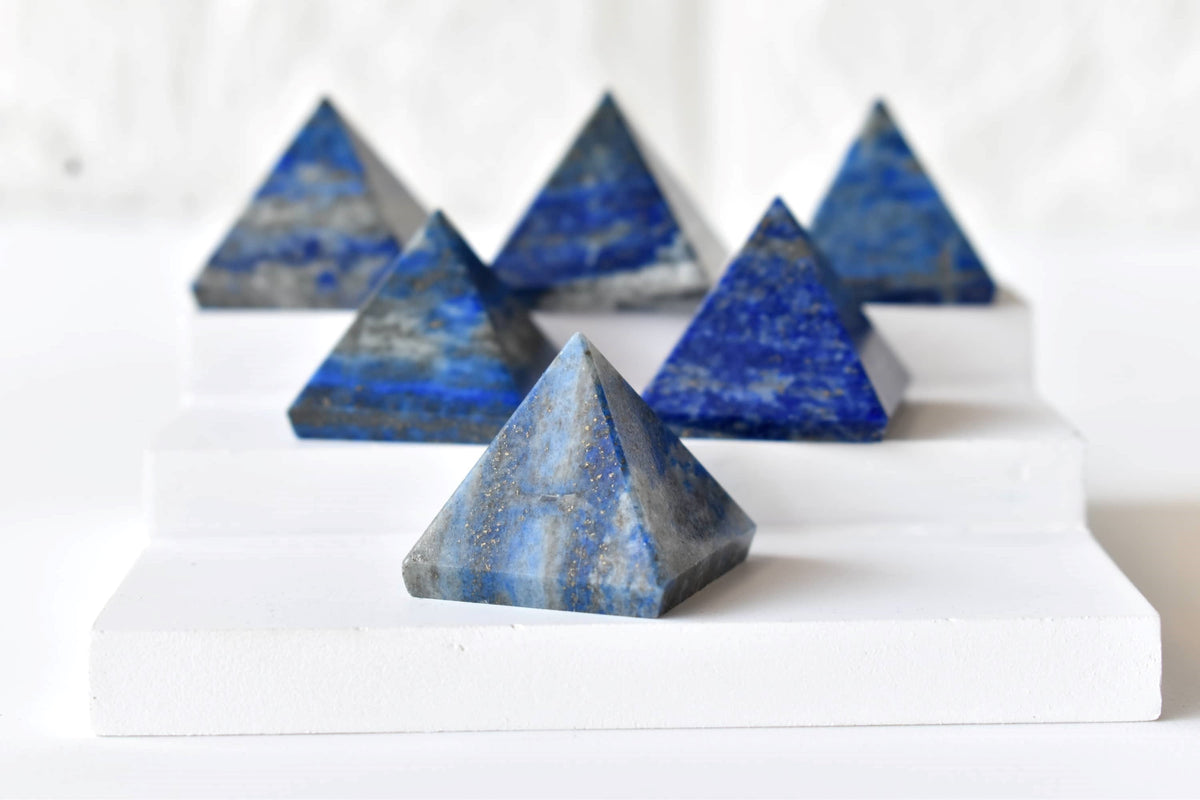 Lapis Lazuli Pyramids (Stimulate Psychic Abilities and Inner Vision)  DestGlow